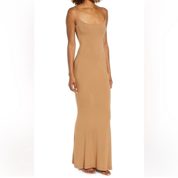 SKIMS Women Soft Lounge Long Slipdress NWOT in Limited Ed Camel Sz Large - Picture 2 of 6